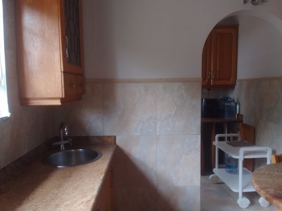 To Let 3 Bedroom Property for Rent in Selborne Eastern Cape